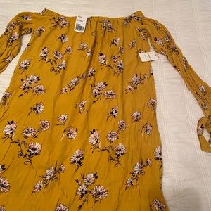 Forever 21 off the shoulder dress. New with tags